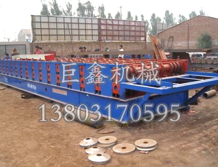 1440型除尘箱体板机