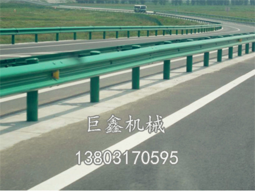 114-140型公路护栏立柱冲孔机