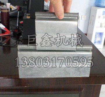 钢质卷帘门叶片图